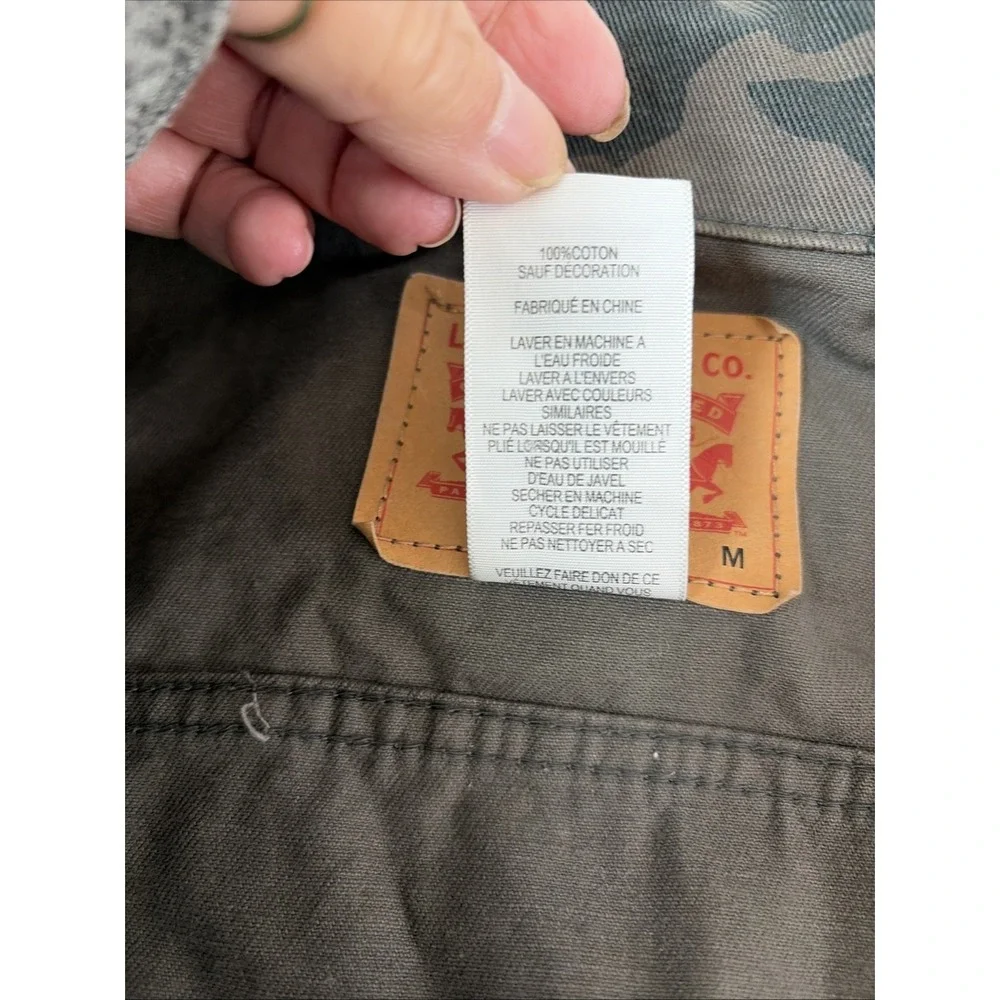 Levis‎ Trucker Jacket Youth Medium Camo Distressed Denim Boys 10-12 7747-650